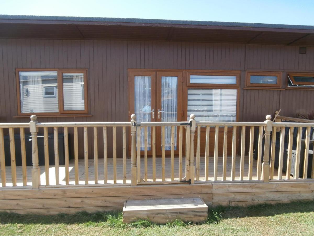 Lovely 2-Bed Chalet In Mablethorpe Exterior photo